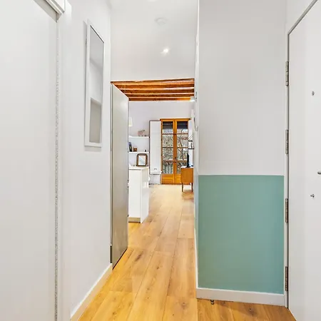 Elegance 2br With Rooftop Terrace *