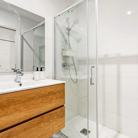 Elegance 2br With Rooftop Terrace Barcelona