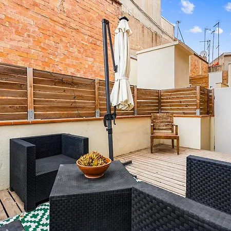 Apartment Elegance 2br With Rooftop Terrace